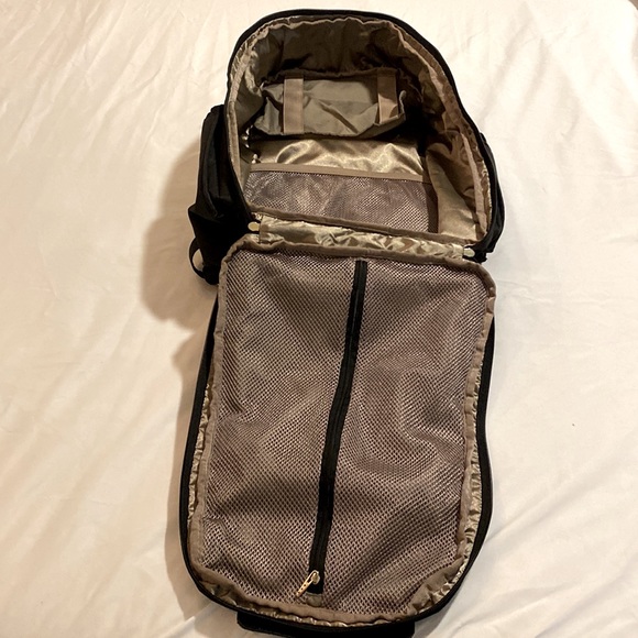 Jujube be right back diaper bag - Picture 2 of 8